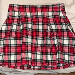 Pleated plaid skirt